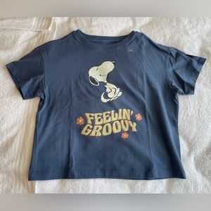 Uniqlo Love, Sunshine, and Peanuts Kids tee size 9-10